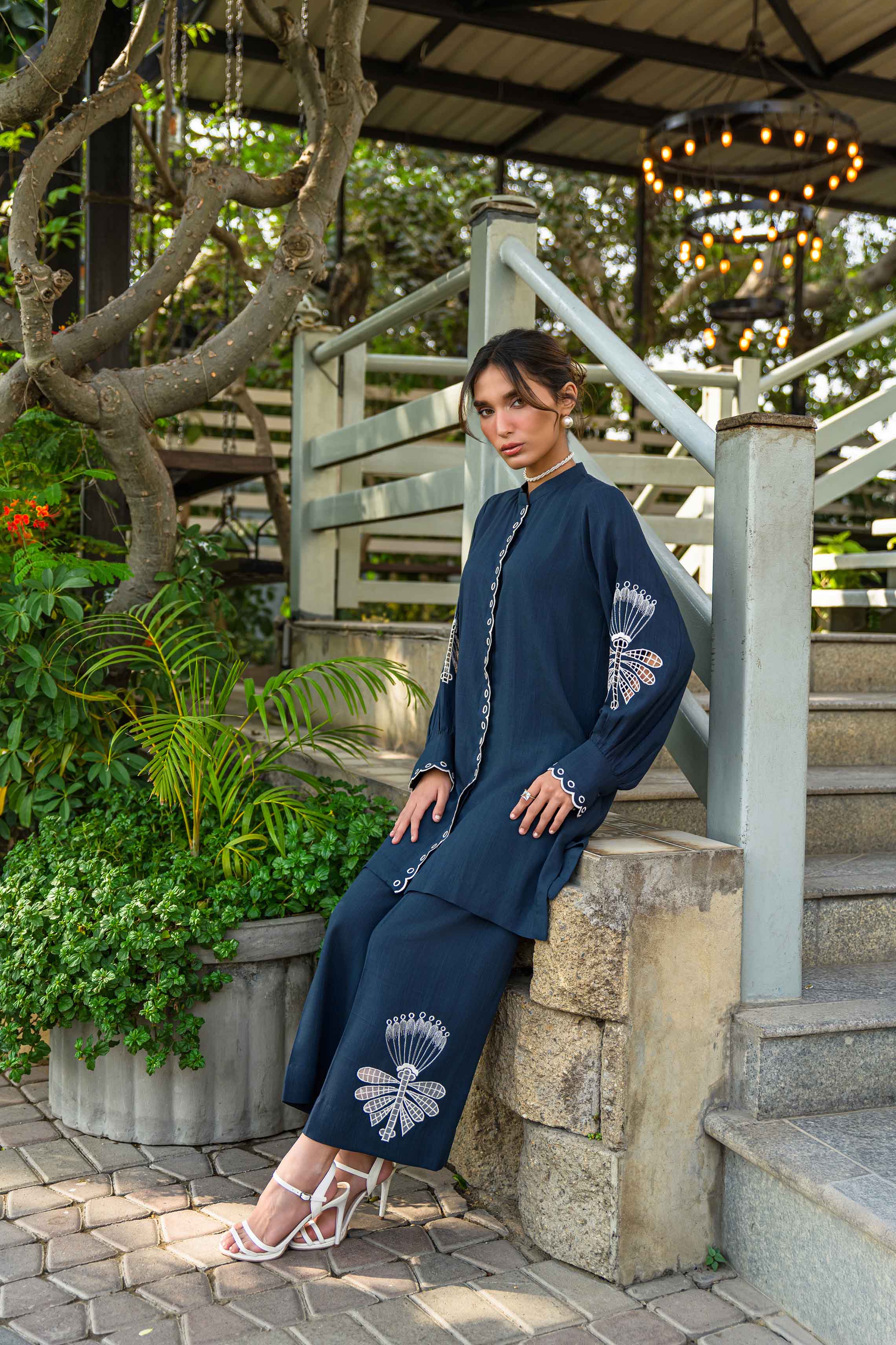 Winter Muse - Steal Grey