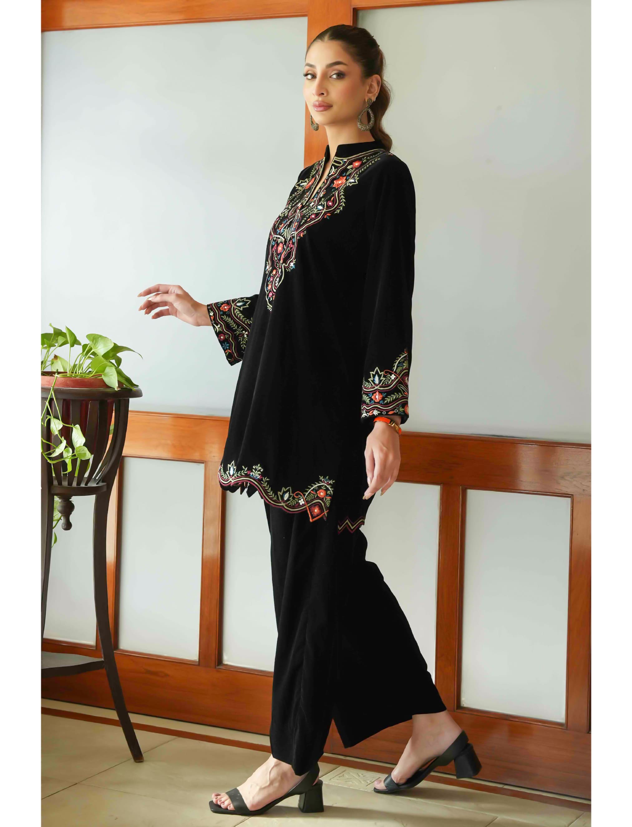 Black Stone Velvet Set