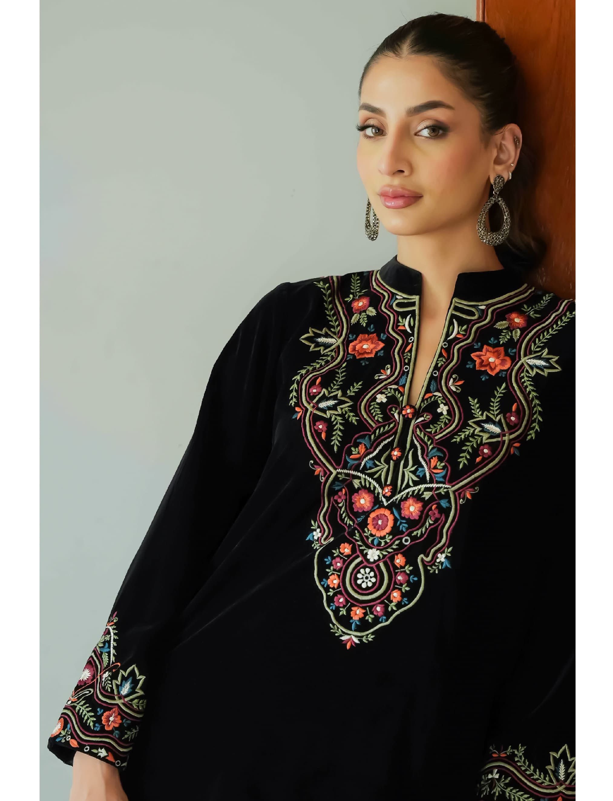 Black Stone Velvet Set