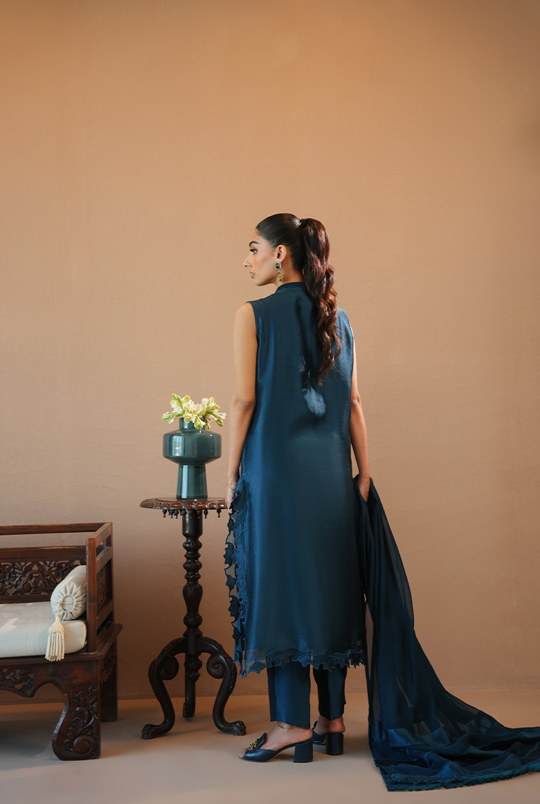 Inara Teal